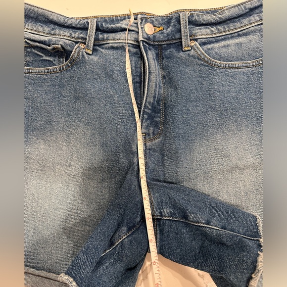 🌸NYDJ Statement Lift X Tuck Denim Shorts Size 31 Like New🌸 - Picture 8 of 8